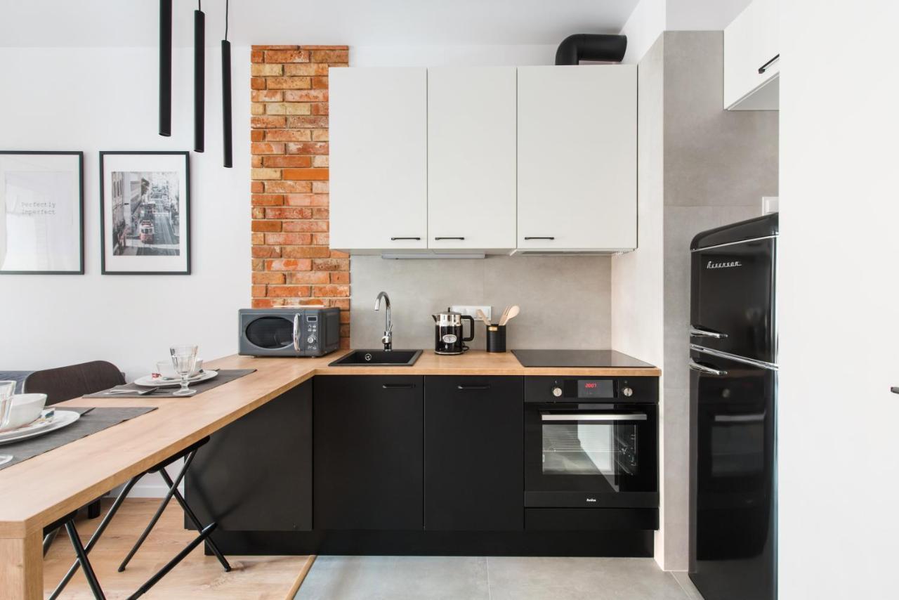 ורשה Superapart Stalowa 39 Modern Unit With Kitchen & Wifi מראה חיצוני תמונה
