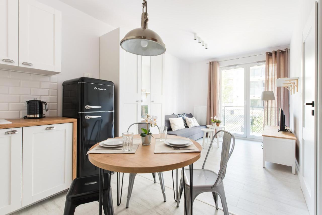 ורשה Superapart Stalowa 39 Modern Unit With Kitchen & Wifi מראה חיצוני תמונה