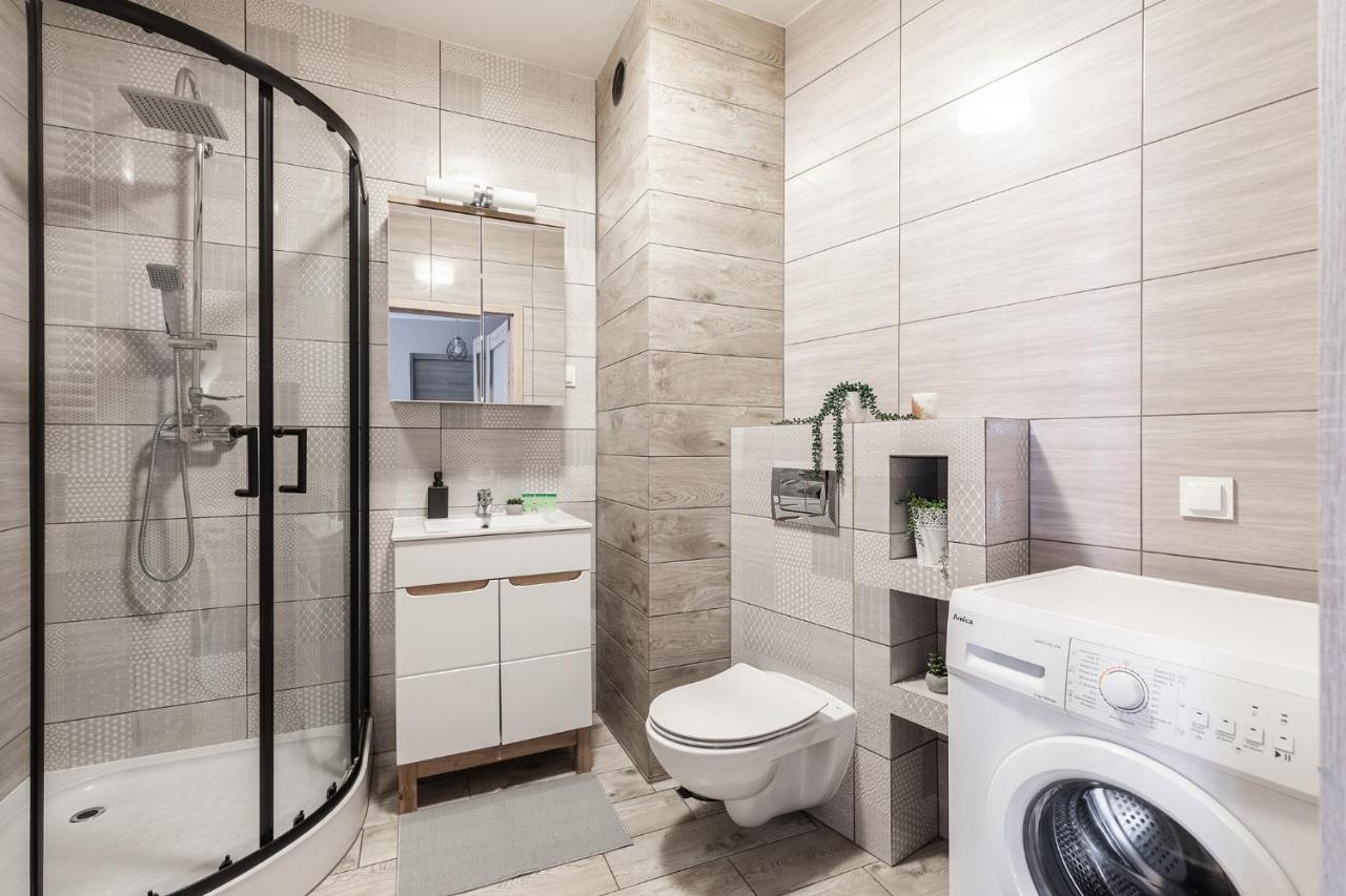 ורשה Superapart Stalowa 39 Modern Unit With Kitchen & Wifi מראה חיצוני תמונה